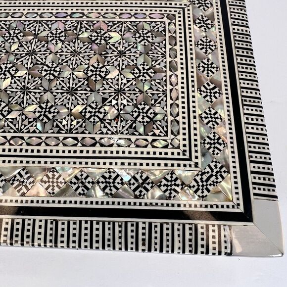 VTG Handcrafted Wooden Trinket Box Inlayed with Mother of Pearl/Abalone 1950's - Picture 4 of 13